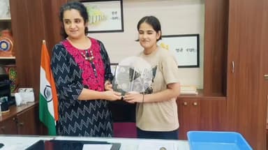 सीतामऊ: संजीत की प्राणमिका ने 3 साल की उम्र से पौधे लगाना शुरू किया, 14 साल में 100 पौधे लगाकर DM से पाई सराहना