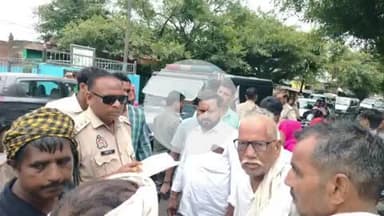 कासगंज: नाती के साथ गंगा नहाने जा रही वृद्ध महिला को अम्बेडकर मूर्ति के समीप रोडवेज बस ने मारी टक्कर, हादसे में महिला की मौत