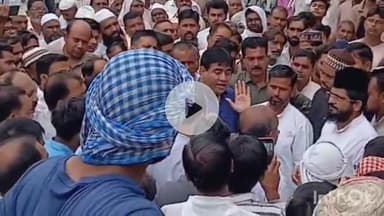 बरेली: सड़क उद्घाटन पर हंगामा, विधायक को लौटना पड़ा वापस, देवरनिया मुड़िया नगर पंचायत का मामला