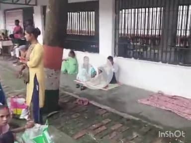 गोरखपुर: रक्षाबंधन के पावन पर्व पर जिला कारागार गोरखपुर में निरुद्ध बंदी भाइयों की कलाइयों पर बहनों ने बांधी राखी