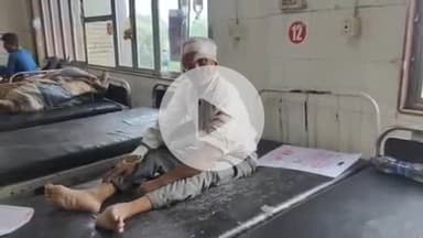 झालरापाटन: NH-52 पर जामुनिया गांव के निकट गाय से टकराकर गंभीर घायल हुआ बाइक सवार