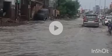 बागपत: सिसाना स्थित हाइवे पर जलभराव से यातायात हुआ प्रभावित, वाहन चालकों को हो रही है परेशानी