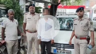 गोपालगंज: जादोपुर थाना क्षेत्र के बंगरी बाईपास के पास पुलिस ने चोरी की कार के साथ एक आरोपी को किया गिरफ्तार