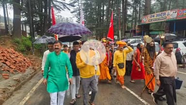 लोहाघाट: नगर लोहाघाट के ऋषेश्वर मंदिर में सात दिवसीय श्रीमद भागवत कथा का शुभारंभ हुआ