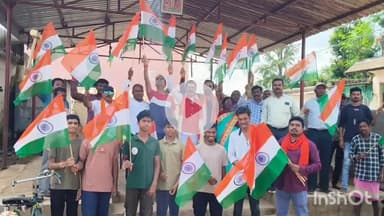 जगदलपुर: महापौर संजय पांडे के नेतृत्व में छत्रपति शिवाजी वार्ड में तिरंगा यात्रा निकाली गई