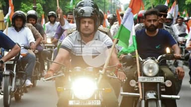 रामपुर: हर घर तिरंगा अभियान के तहत सिविल लाइन क्षेत्र में डीएम, एसपी व विधायक द्वारा मोटरसाइकिल रैली का किया गया आयोजन