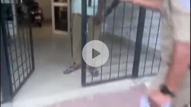 अमरोहा: अमरोहा पीएम हाउस पर तैनात स्टाफ पर अशोभनीय व्यवहार और मदद न करने का आरोप