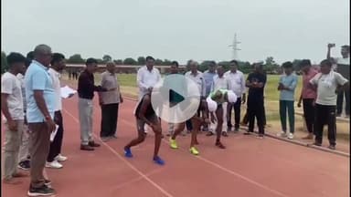 चूरू: जिला खेल स्टेडियम में 312 खिलाड़ियों ने एथलेटिक्स प्रतियोगिता में लिया भाग, विधायक हरलाल सहारण ने किया शुभारंभ