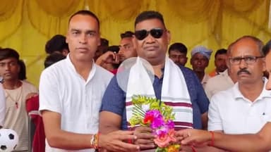 मयूरहंड: मयूरहंड में पूर्व मंत्री सत्यानन्द भोक्ता ने फुटबॉल टूर्नामेंट मैच का किया शुभारंभ