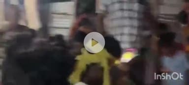 आलमनगर: आलमनगर थाना क्षेत्र के गंगापुर पंचायत में करंट लगने से सीढ़ी से गिरी महिला की इलाज के दौरान मौत