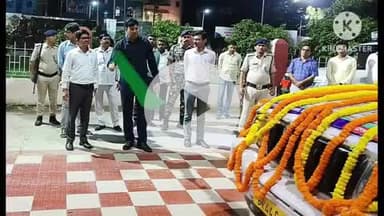 बक्सर: डीएम ने समाहरणालय परिसर से राजस्व महा अभियान जागरूकता रथ को हरी झंडी दिखाकर किया रवाना