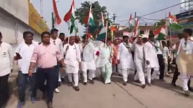 सतना: BTI से निकली तिरंगा यात्रा, राज्यमंत्री व पुलिस अफसर हुए शामिल, शहीद स्मारक पर हुई समाप्त