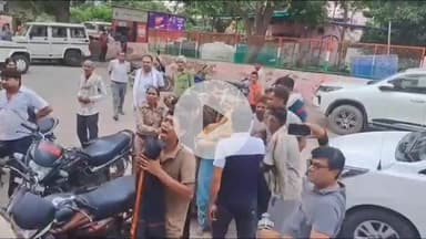 मथुरा: जैत में पेट्रोल डालकर जिन्दा जलाए गए वृद्ध ने तोड़ा दम