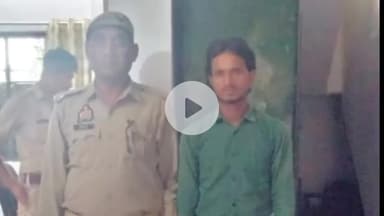 अमरोहा: कोर्ट के आदेश पर रजबपुर थाना पुलिस ने फरार वारंटी को किया गिरफ्तार