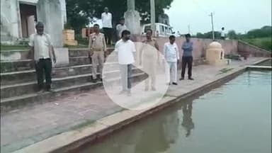 फतेहाबाद: यमुना के बढ़ते जलस्तर के मद्देनजर फतेहाबाद तहसीलदार ने नदी किनारे के गांवों का किया निरीक्षण, दिए जरूरी निर्देश