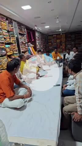 लंभुआ: लंभुआ में वैश्य महासम्मेलन को सफल बनाने के लिए हुई एक अहम बैठक