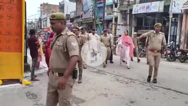 अमरोहा: अमरोहा शहर में रामडोल शोभा यात्रा से पहले प्रशासन अलर्ट, DM-SP ने रूट का किया निरीक्षण, संदिग्ध लोगों पर नजर