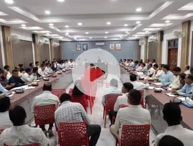 बीसलपुर: डीएम की अध्यक्षता में गांधी सभागार में आईजीआरएस और मुख्यमंत्री डैश बोर्ड की समीक्षा बैठक संपन्न हुई