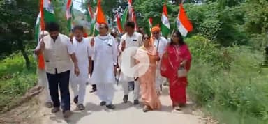 रामपुर मंडल में भाजपा द्वारा आयोजित तिरंगा यात्रा में शामिल हुए मनोज जायसवाल निवर्तमान जिला अध्यक्ष कैमूर और कार्यकर्ता