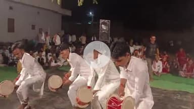 सरदारशहर: गणेश नगर में लोकदेवता गोगा जी महाराज के जागरण का आयोजन हुआ, डेरु की थाप पर थिरके कलाकार