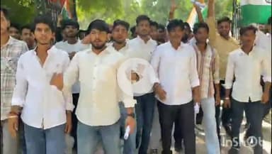 चूरू: चूरू में भ्रष्टाचार की मांग को लेकर छात्रों ने कॉलेज प्राचार्य को दिया ज्ञापन