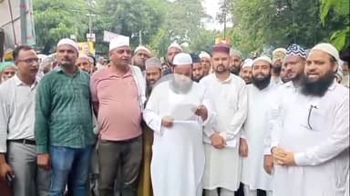 बरेली: ऑल इंडिया रजा एक्शन कमेटी ने बरेली में 107वें उर्स-ए-रिजवी के दौरान होने वाली व्यवस्थाओं को लेकर डीएम को सौंपा ज्ञापन