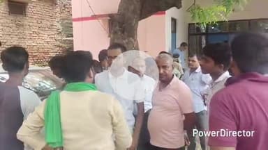 कर्वी: झांसी मिर्जापुर मुख्य सड़क पर लालापुर के पास कार की टक्कर से ऑटो सवार मामा की मौत, भांजी घायल, पुलिस ने कराया शव का पीएम