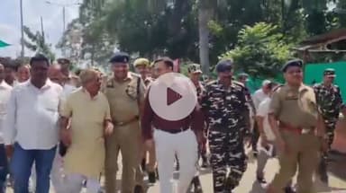 नानपारा: रुपईडीहा में डीएम और एसपी ने सुरक्षा व्यवस्था की समीक्षा की, अवैध गतिविधियों पर नजर रखने के दिए निर्देश