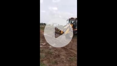 लाडपुरा: कोटा विकास प्राधिकरण ने शंभूपुरा में अतिक्रमण हटाने के दौरान अतिक्रमण दस्ते पर बरसाए पत्थर, पुलिस ने छोड़ी आंसू गैस