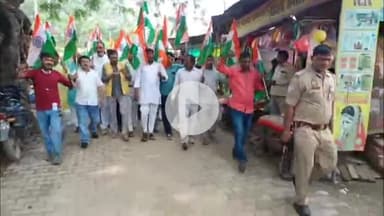 अमेठी: भाजपाइयों और प्रधानों की अगुवाई में संग्रामपुर में निकली तिरंगा यात्रा