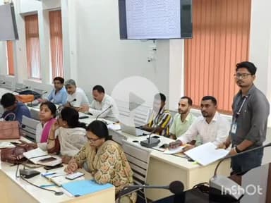 बेगूसराय: कारगिल भवन में डीडीसी की अध्यक्षता में समाज कल्याण विभाग की योजनाओं की समीक्षा, कई निर्देश जारी