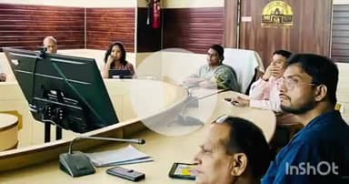 एत्मादपुर: रायपुर रहनकला से संबंधित कृति कार्यवाही की समीक्षा को लेकर एडीए वीसी ने कार्यालय पर की बैठक