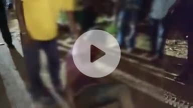 गुमला: डुमरडीह के पास नशे में धुत बाइक सवार ने पैदल युवक को मारी टक्कर, रिम्स रेफर