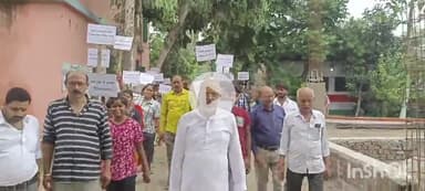 आलमनगर: यूभीके कॉलेज कडामा आलमनगर में हर घर तिरंगा फहराने के लिए मंगलवार को निकाली गई जागरूकता रैली