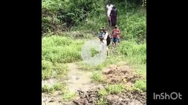 गुना: ग्राम पंचायत माहौर में कुआं क्षेत्र के लोग और स्कूल बच्चे कीचड़ से निकलने को मजबूर, कलेक्टर को दिया ज्ञापन #jansamasya