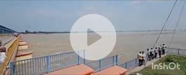 जानसठ: रामराज क्षेत्र के गंगा बैराज का जलस्तर उफान पर, अत्यधिक जल छोड़ने के बाद पूरे क्षेत्र में अलर्ट जारी