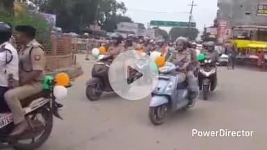 कर्वी: सरकार के हर घर तिरंगा अभियान के तहत चित्रकूट पुलिस ने कर्वी शहर में बाइक से निकाली तिरंगा यात्रा