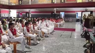 अमरोहा: अमरोहा देहात में एसपी ने छात्र-छात्राओं को साइबर क्राइम के बारे में किया जागरूक