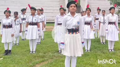 जमुई: श्रीकृष्ण सिंह स्टेडियम में स्वतंत्रता दिवस के लिए फूल ड्रेस परेड का किया गया रिहर्सल, DM और SP ने किया निरीक्षण