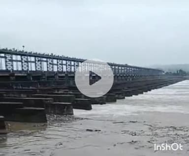 इंदौरा: पौंग डैम का जलस्तर 1377.49 फीट पर पहुंचा, 57030 क्यूसेक पानी छोड़ा जा रहा है