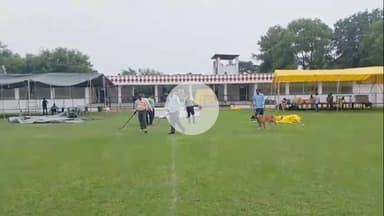 झालरापाटन: स्वतंत्रता दिवस समारोह की तैयारियों के चलते डॉग स्क्वायड और बम डिस्पोजल टीम ने समारोह स्थल का किया निरीक्षण