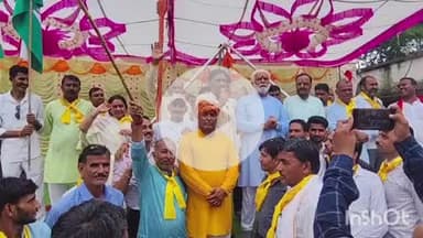 नरसिंहगढ़: तिरंगा थामे यात्रा में पहुंचे सैकड़ों लोग, दिया देश प्रेम का संदेश