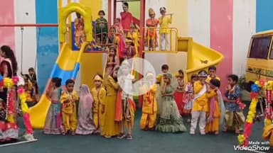 मिर्ज़ापुर: एसएन स्कूल लालडिग्गी में कृष्ण जन्माष्टमी के उपलक्ष में रूप सजा प्रतियोगिता का आयोजन, नन्हे मुन्ने बच्चों ने लिया हिस्सा