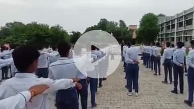 लोहारू: राजकीय मॉडल संस्कृति वरिष्ठ माध्यमिक विद्यालय, लोहारू में नशा मुक्ति शपथ व तिरंगा यात्रा का आयोजन