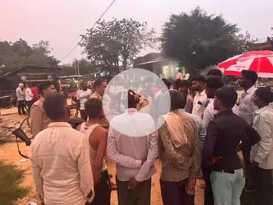 बीसलपुर: न्यूरिया पुलिस ने चलाया जागरूकता अभियान, कहा- संदिग्ध दिखने पर पुलिस को सूचना दें, कानून अपने हाथ में न लें