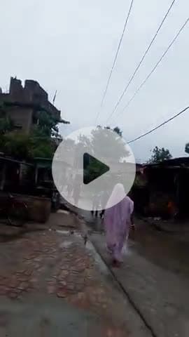 Parshad Kshetra Anjani bajar 11000 volt se gramin pareshan shaadi Vivah mein tent lagane mein dikdari bijali ko tar chan