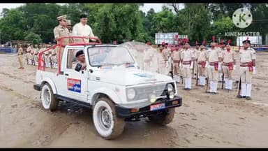 बक्सर: स्वतंत्रता दिवस पर किला मैदान में होने वाले परेड पूर्वाभ्यास का DM और SP ने किया निरीक्षण, दिए निर्देश