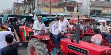 बागपत: भाकियू कार्यकर्ताओं ने निकाली ट्रैक्टर तिरंगा यात्रा, जो बली से राष्ट्र वंदना चौक बागपत पहुंची