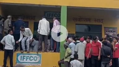 जयसिंहपुर: सैफुल्लागंज सहकारी समिति पर यूरिया खाद आते ही किसानों का उमड़ा जन सैलाब