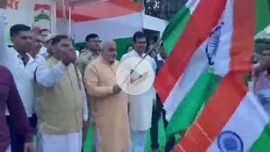 करनाल: स्वतंत्रता दिवस की पूर्व संध्या पर विधायक जगमोहन आनंद ने करंट स्टेडियम से तिरंगा यात्रा को हरी झंडी दिखाई
